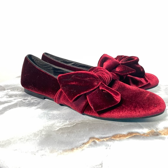 Zara Basics Burgundy Red Velvet Loafers Bow Flats Size 40 - Picture 2 of 11
